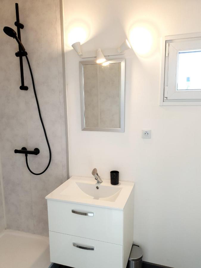 Beau Logement Avec Terrasse, Jacuzzi Et Terrain De Petanque Privatif A 5 Minutes De La Plage Audenge Extérieur photo