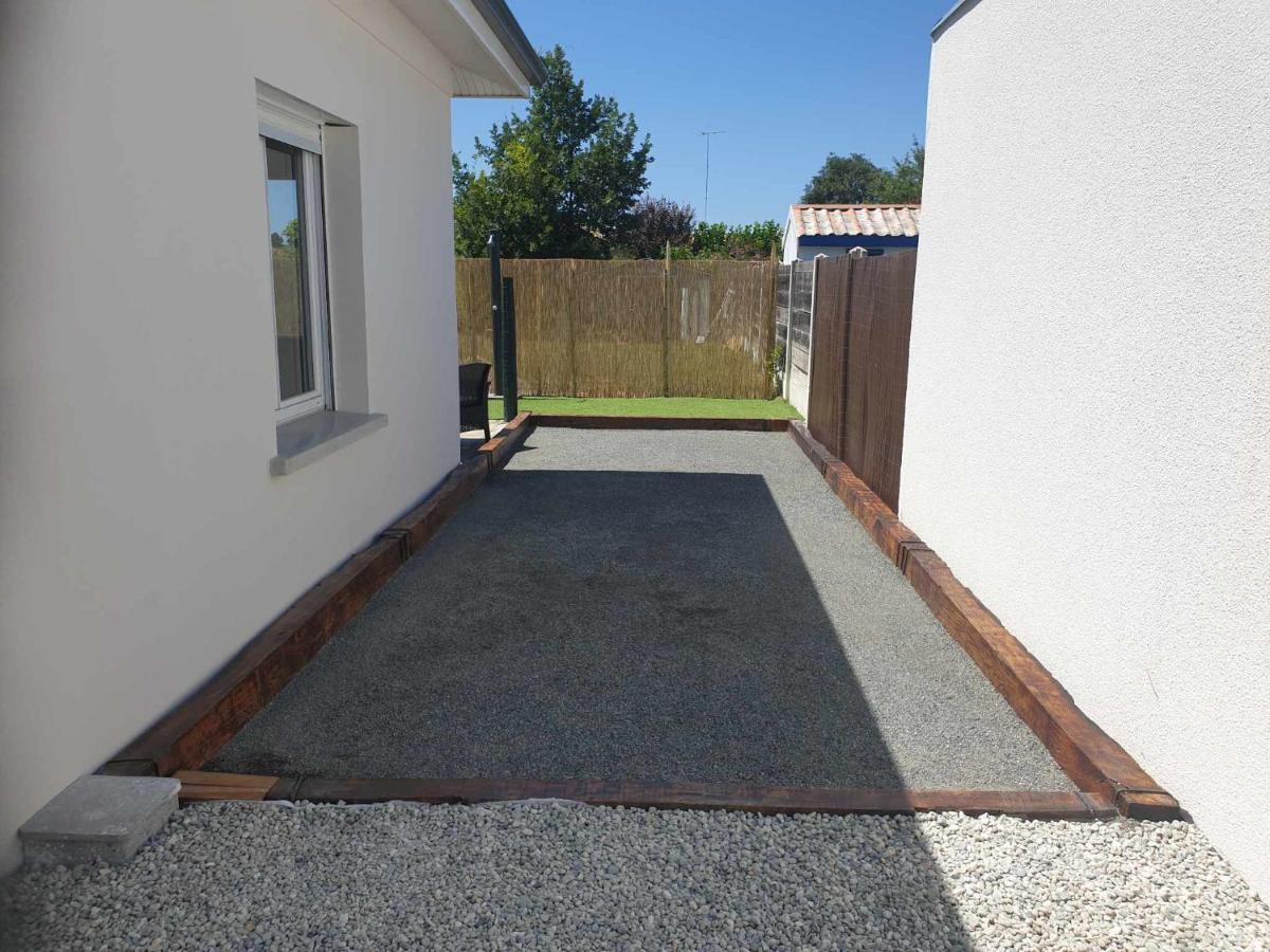 Beau Logement Avec Terrasse, Jacuzzi Et Terrain De Petanque Privatif A 5 Minutes De La Plage Audenge Extérieur photo
