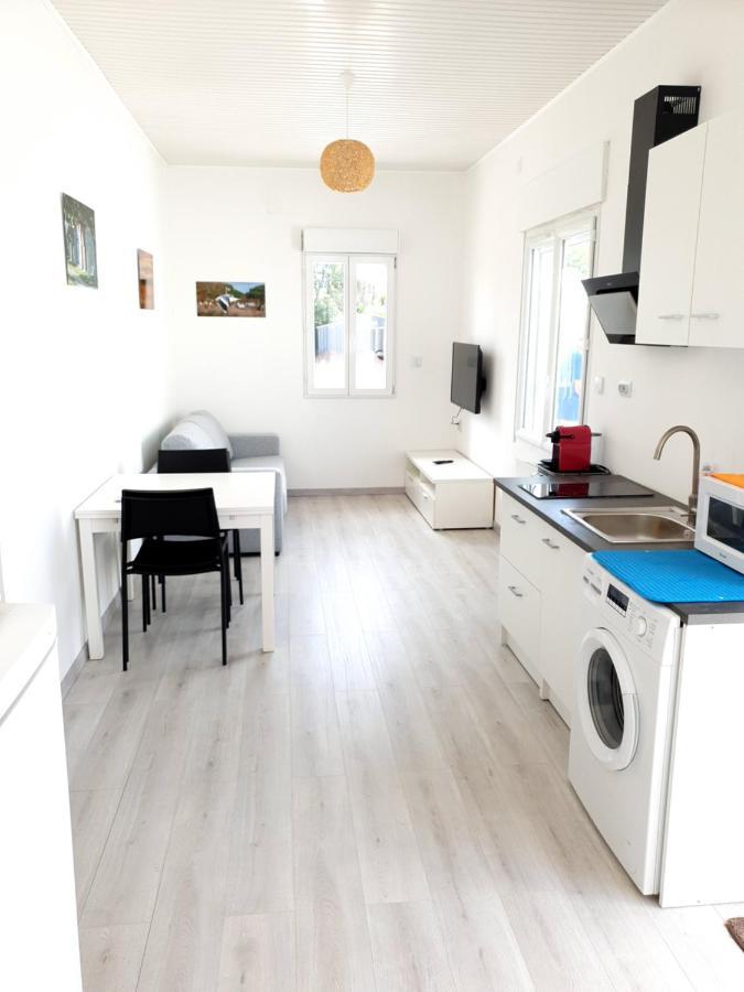 Beau Logement Avec Terrasse, Jacuzzi Et Terrain De Petanque Privatif A 5 Minutes De La Plage Audenge Extérieur photo